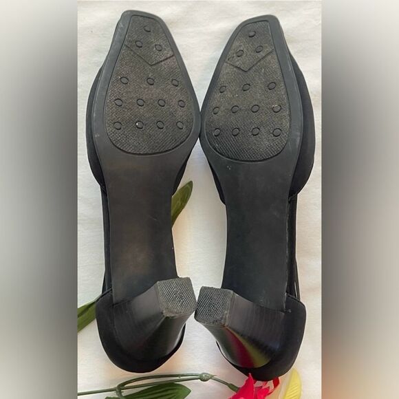 Timeless! Life Stride “Sutton” black heels! - Picture 11 of 12